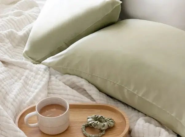 The Benefits of Using Silk Pillowcases for Better Sleep - Lunalux