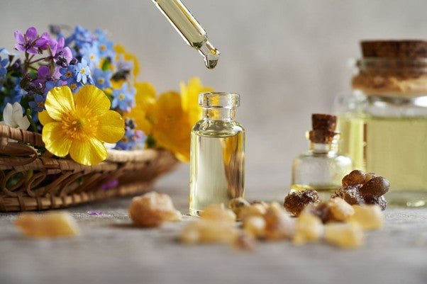 Unlocking the Power of Argan Oil and Hyaluronic Acid for Glowing Skin and Healthy Hair - Lunalux