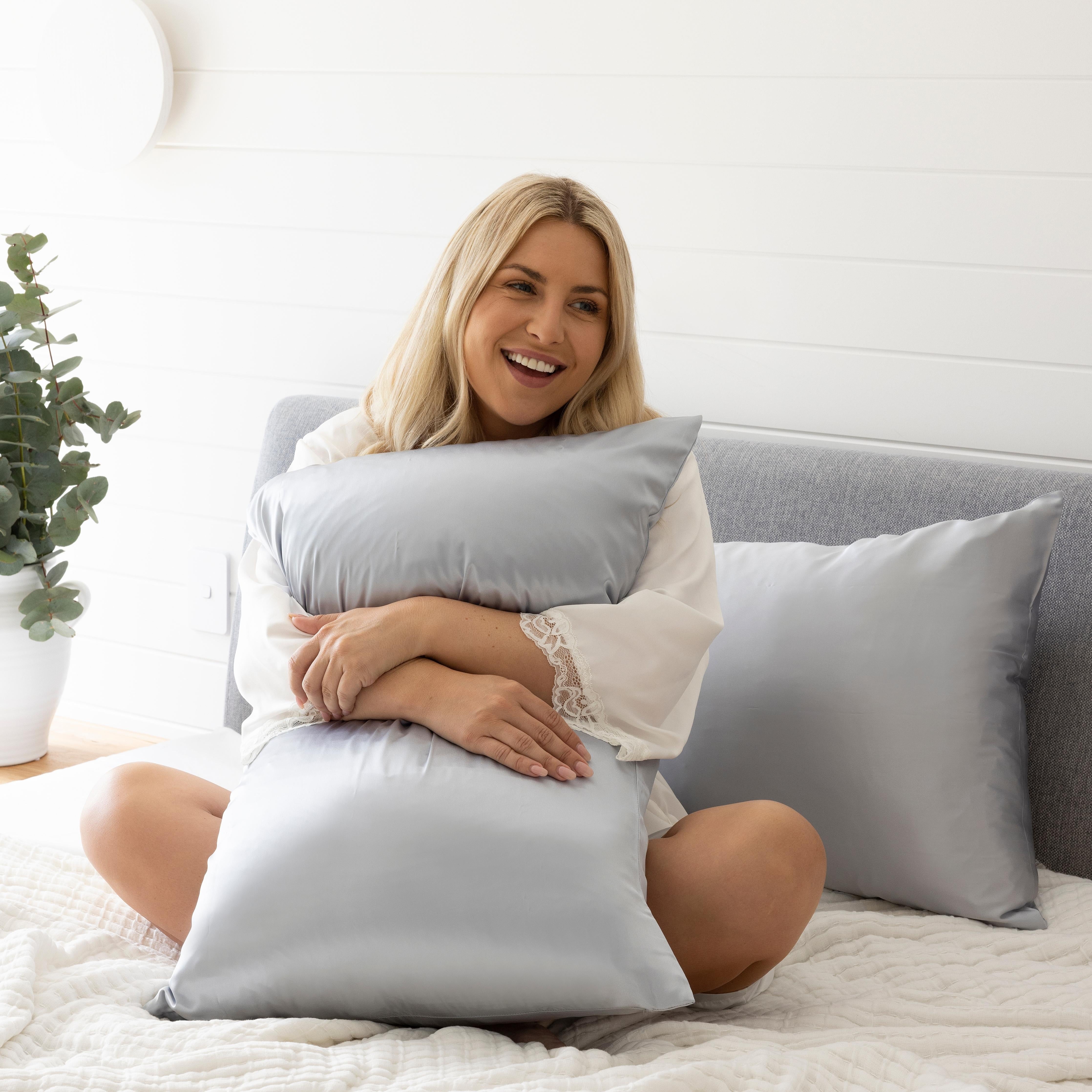 The Silk Pillowcase Made For Your Skin &amp; Hair - Lunalux